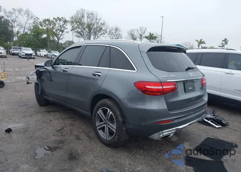 2018 Mercedes-Benz Glc 300 from USA, damaged, VIN WDC0G4JB9JV089407